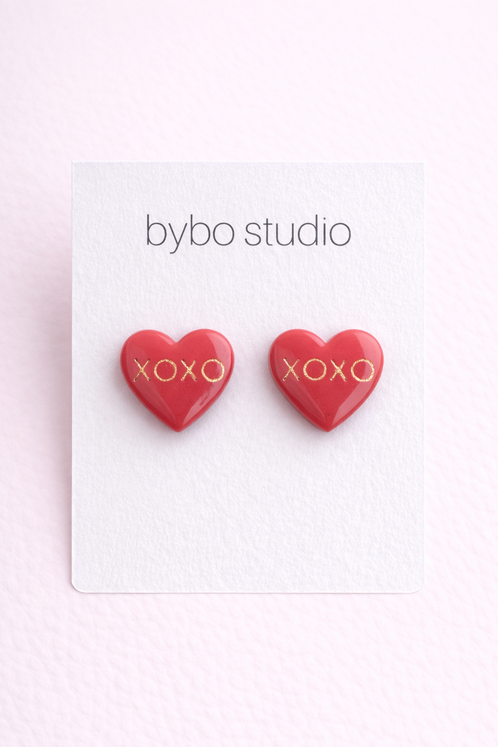 XOXO stud