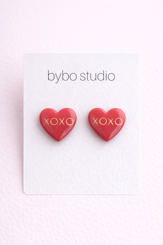 XOXO stud